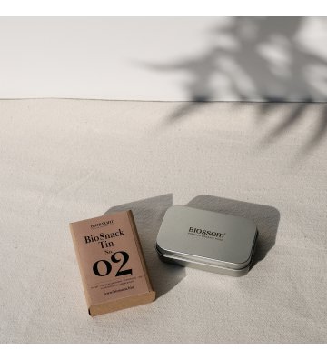 Biossom Snack Tin No. 02 – engraved reusable tin and product packaging
